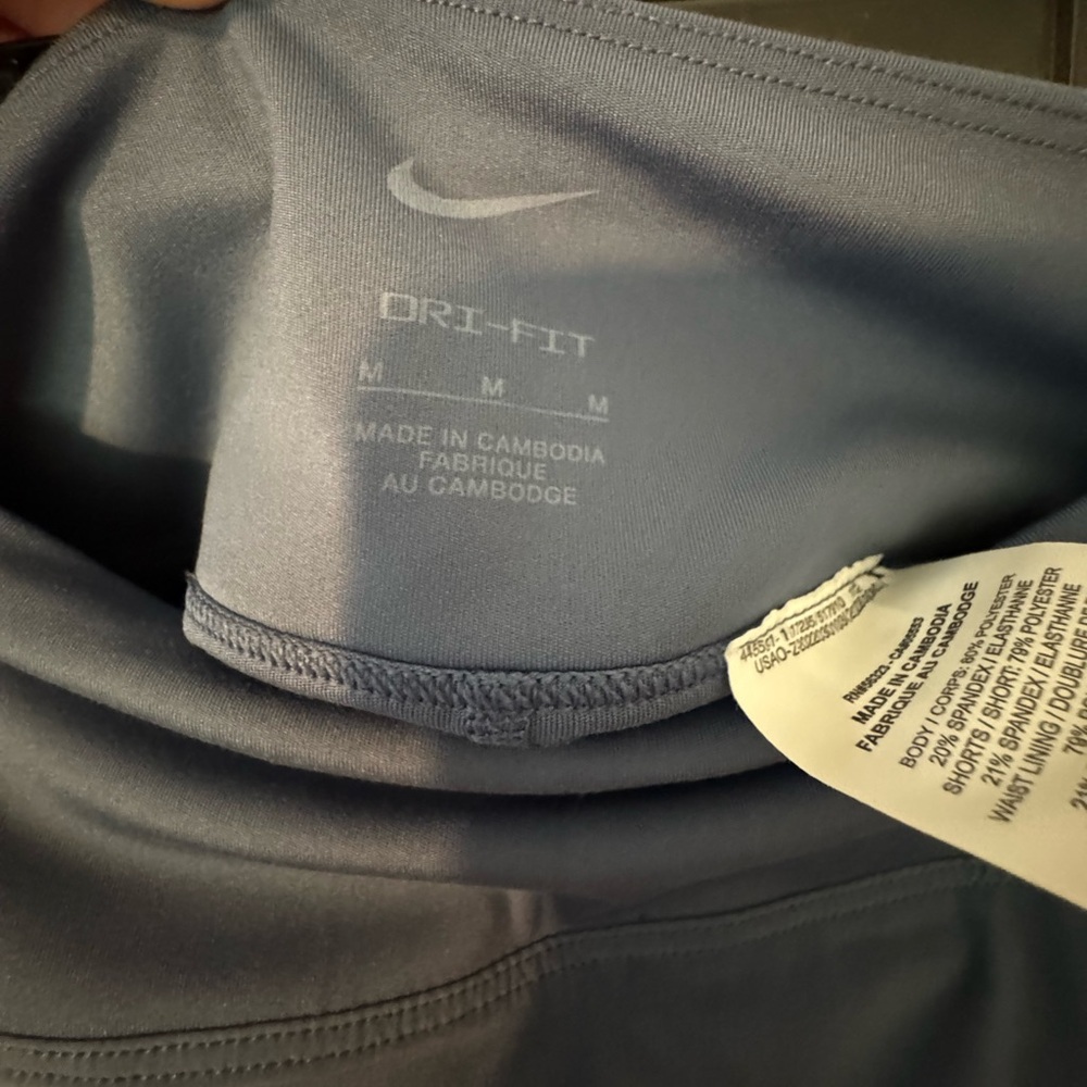 Like new Nike tennis skirt size medium